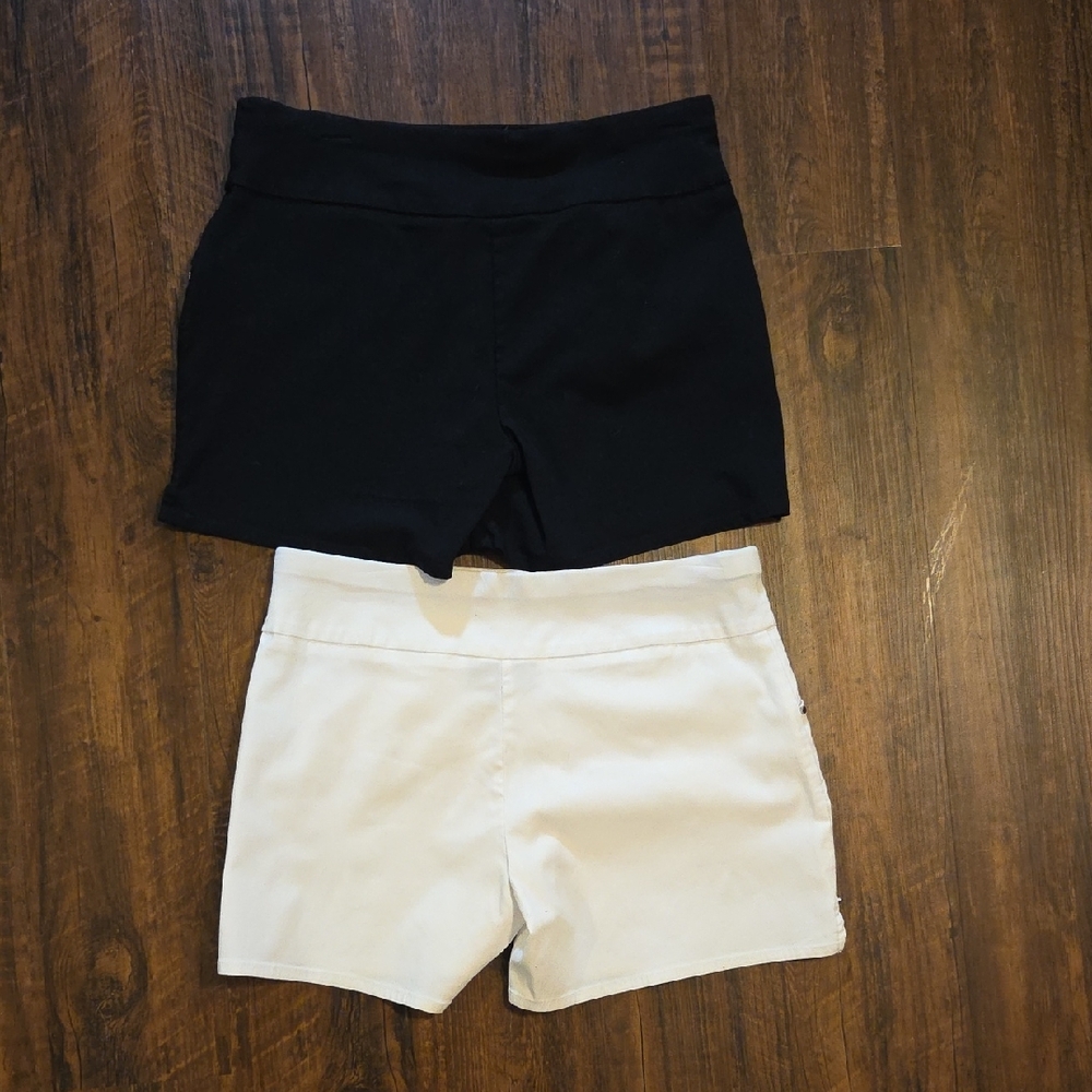 INC International Concepts Black and White Shorts Bundle - Picture 3 of 3